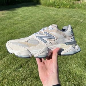 New Balance 9060 Salt Size 15